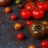 Caja Roja de Tomates Ecológicos